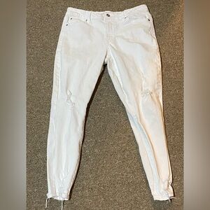 Celebrity Pink Women's White Ankle & Cropped Jeans